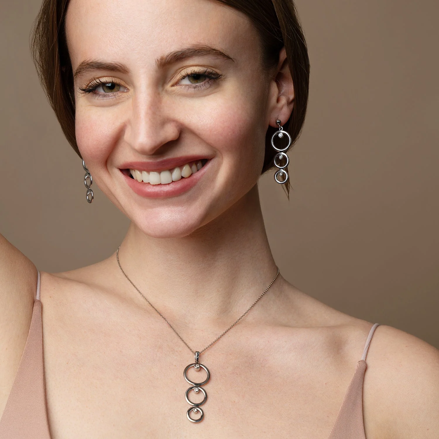 Collier Libby - Image 4