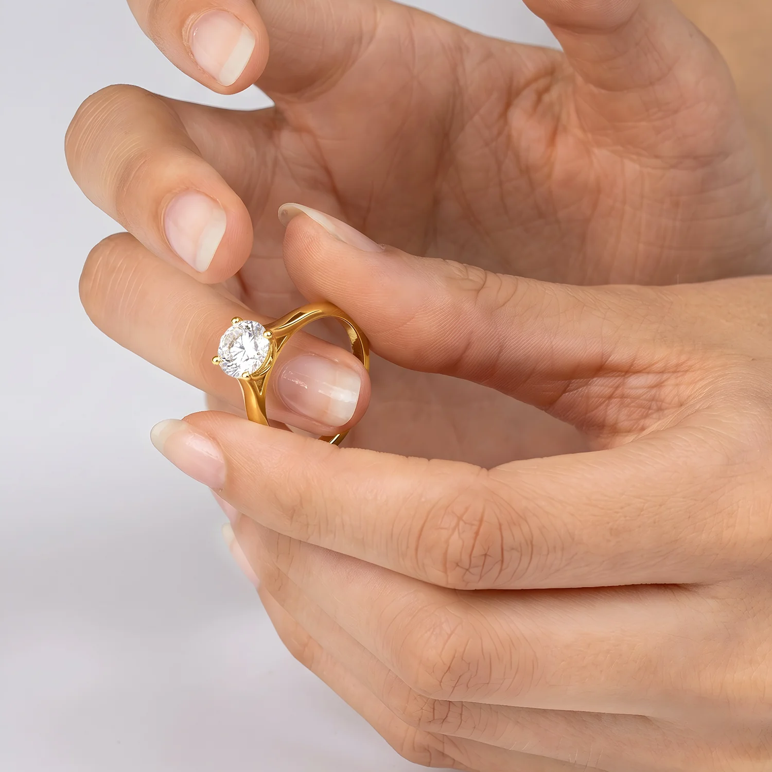 Ring Lab Grown Diamond - Image 2